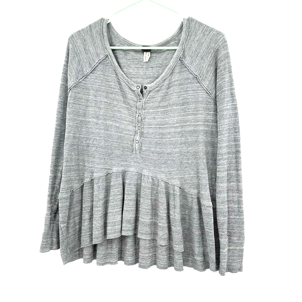 We the Free size small gray waffle knit thermal long sleeve henley peplum shirt